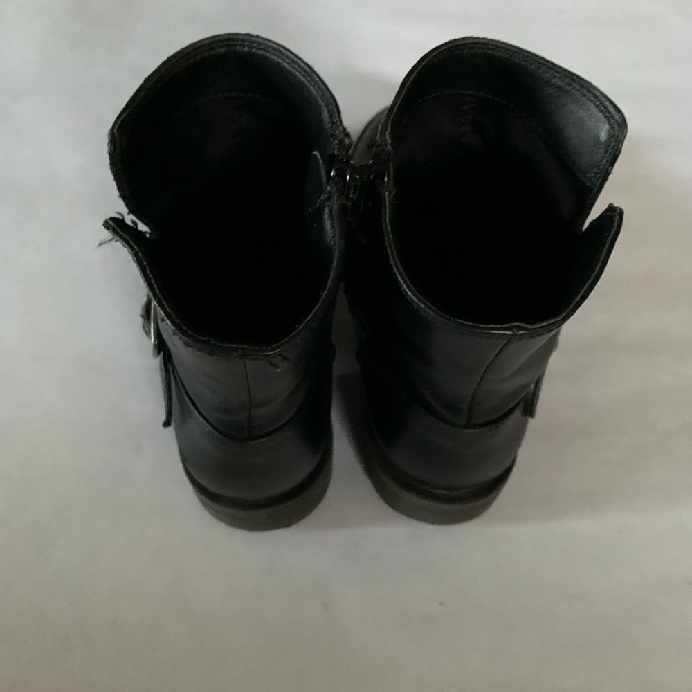 Preowned Girls Youth Black Ankle Boots Size 1 - Picture 3 of 6